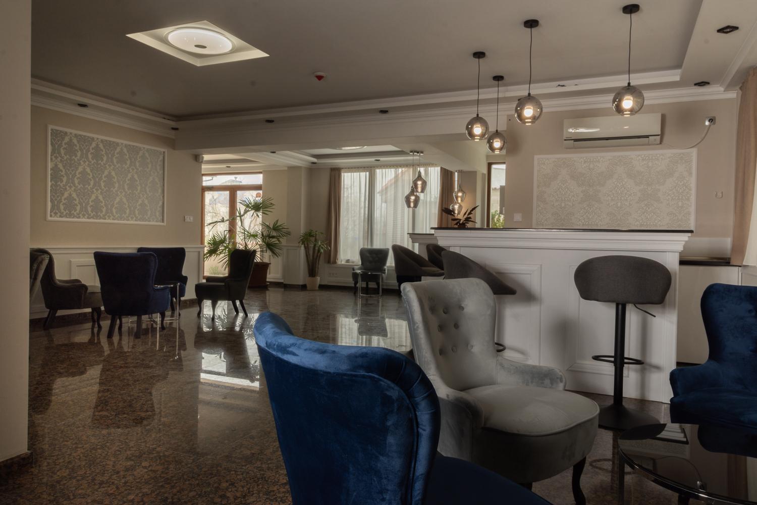 Vemara City Boutique Hotel-Free Parking Varna Buitenkant foto