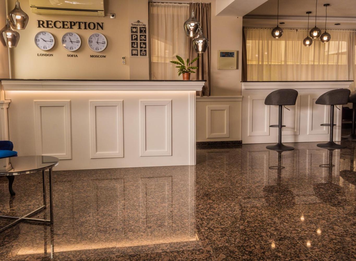 Vemara City Boutique Hotel-Free Parking Varna Buitenkant foto