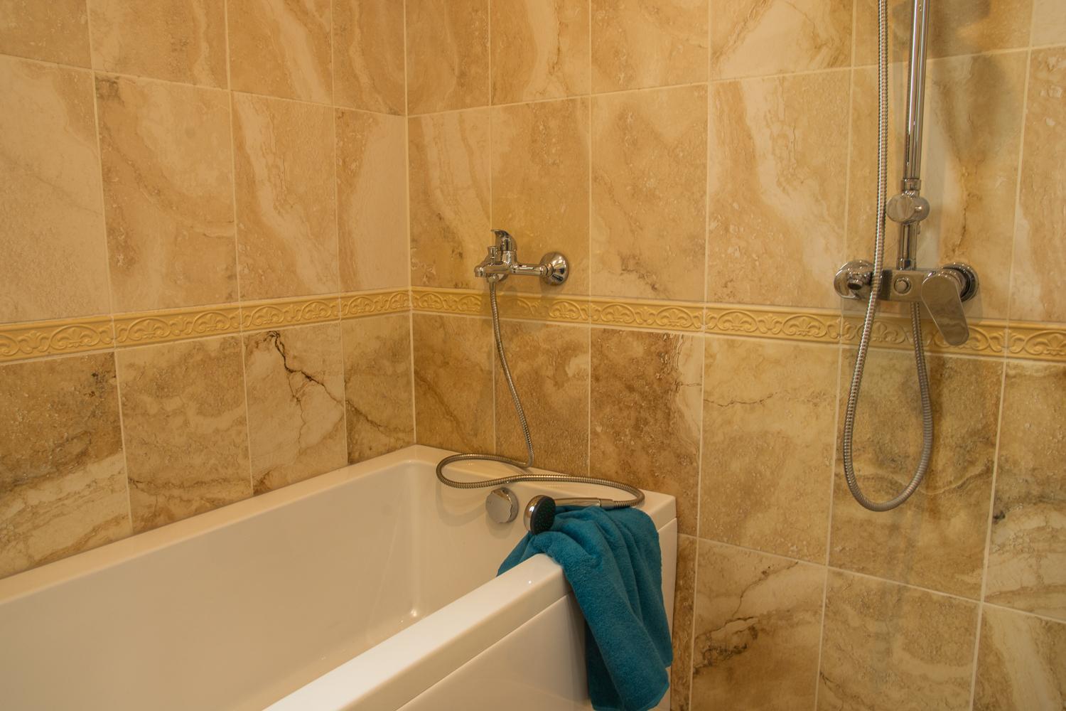 Vemara City Boutique Hotel-Free Parking Varna Buitenkant foto